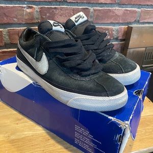 Nike SB Bruin Supreme sz 9